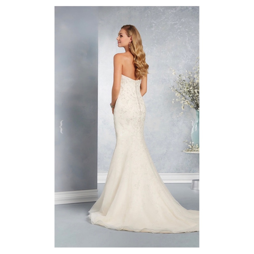 New WEDDING DRESS